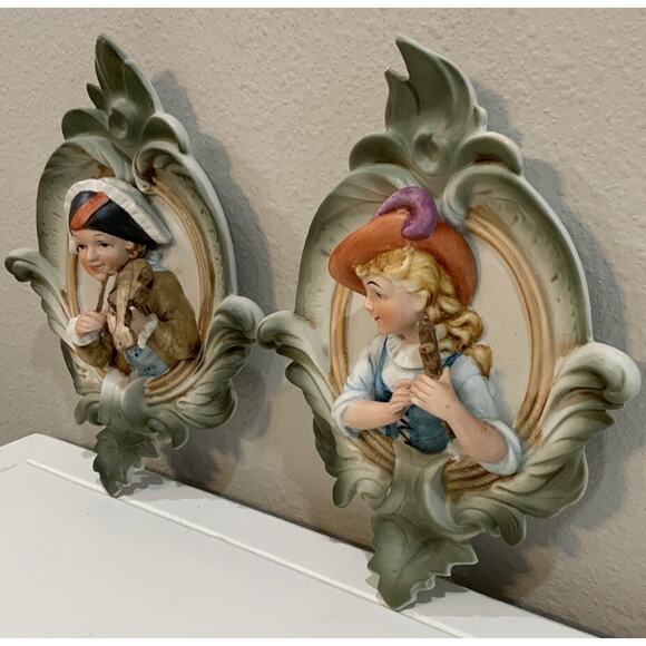 Vtg Hand Painted Porcelain Bisque Wall Hanging Decor Boy Girl Musical Instrument - Picture 2 of 12